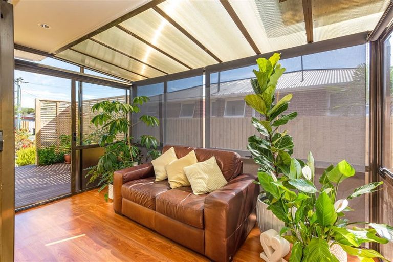 Photo of property in 61 Frensham Crescent, Woolston, Christchurch, 8062