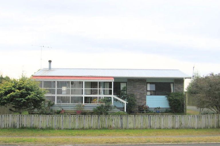 Photo of property in 151a Mayfair Avenue, Whangamata, 3620