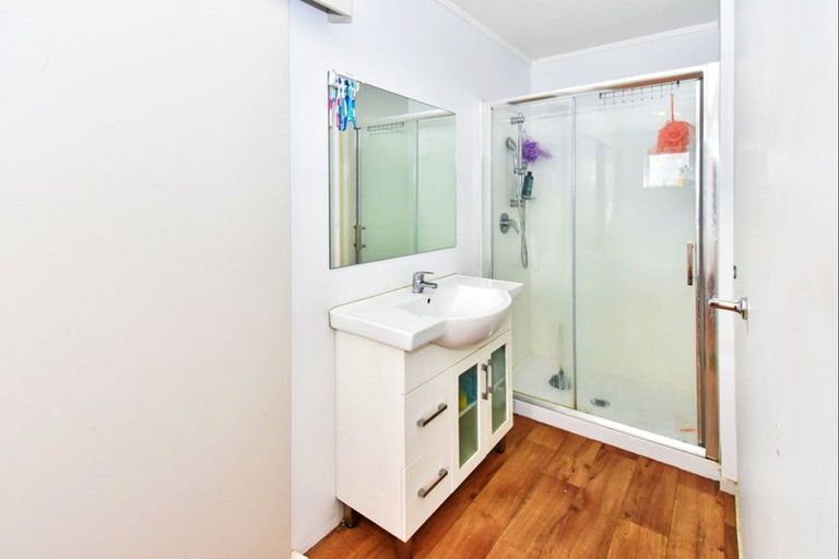 Photo of property in 15 Rothery Road, Hillpark, Auckland, 2102