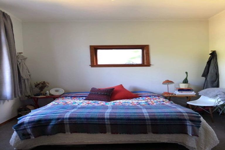 Photo of property in 136 Russell Terrace, Berhampore, Wellington, 6023