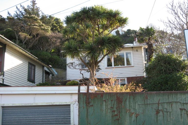 Photo of property in 23 Upper Bourke Street, Kilbirnie, Wellington, 6022