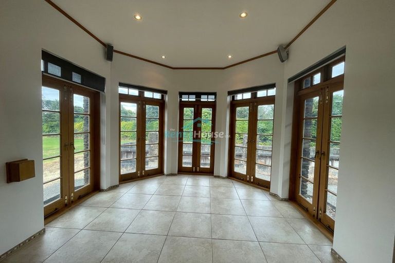 Photo of property in 170 Potts Road, Whitford, Howick, 2571