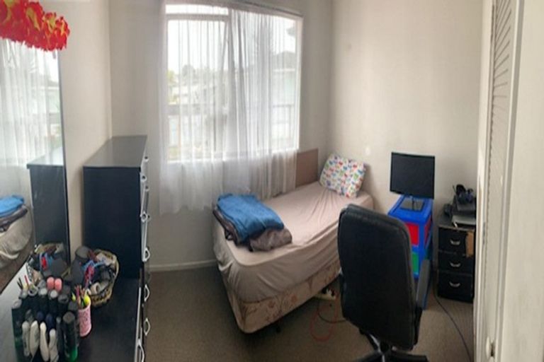 Photo of property in 11 Treviso Place, Clover Park, Auckland, 2023