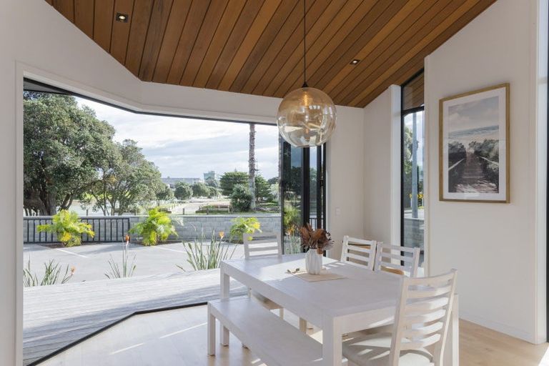 Photo of property in 1 Rutene Road, Kaiti, Gisborne, 4010