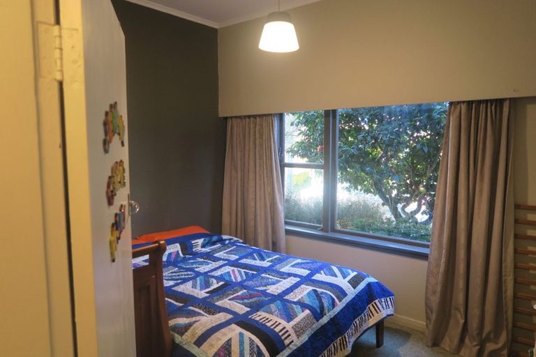 Photo of property in 14 Te Wharepouri Street, Berhampore, Wellington, 6023
