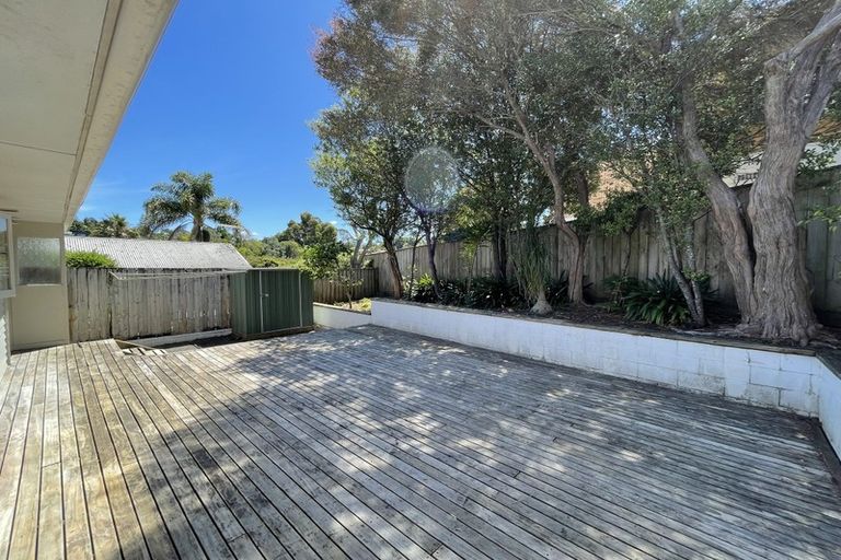 Photo of property in 84 Marlborough Avenue, Glenfield, Auckland, 0629