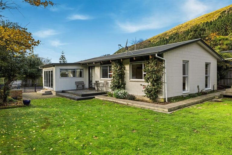 Photo of property in 31 Sumnervale Drive, Sumner, Christchurch, 8081