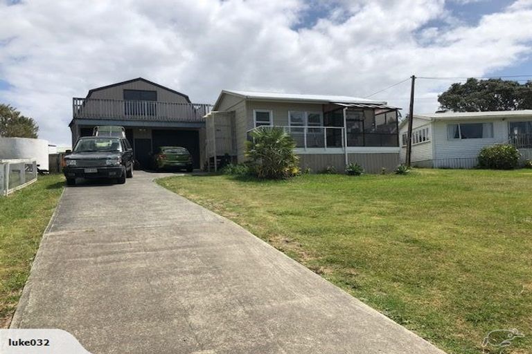 Photo of property in 12a Matai Road, Stanmore Bay, Whangaparaoa, 0932