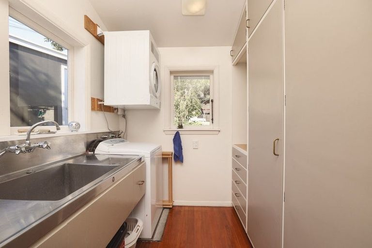 Photo of property in 21 Heaton Rhodes Place, Cashmere, Christchurch, 8022