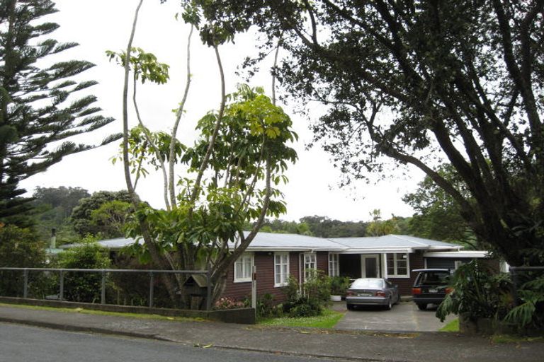 Photo of property in 11 Weranui Road, Waiwera, Orewa, 0994