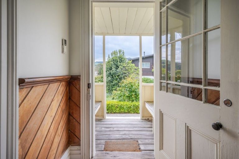 Photo of property in 16 Aubrey Street South, Akaroa, 7520