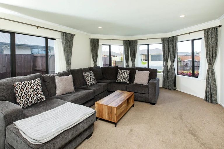 Photo of property in 59 Farringdon Avenue, Rototuna North, Hamilton, 3210