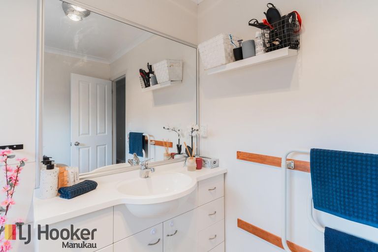 Photo of property in 32a Margarita Rise, Pukekohe, 2120