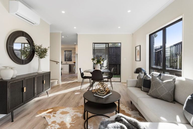 Photo of property in 136c Forrest Hill Road, Forrest Hill, Auckland, 0620