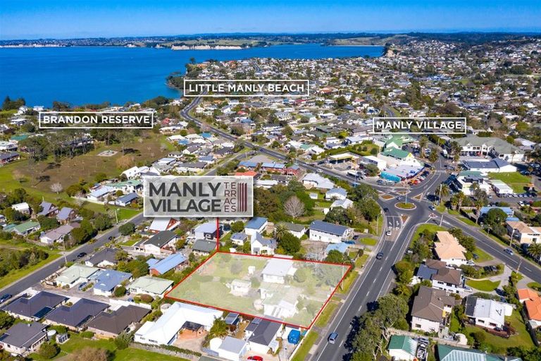 Photo of property in 937 Whangaparaoa Road, Manly, Whangaparaoa, 0930