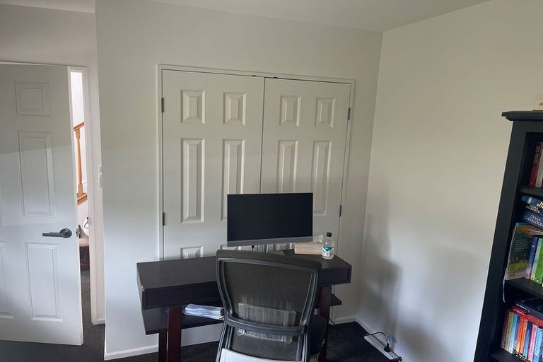 Photo of property in 4 Cinnabar Place, Westgate, Auckland, 0614