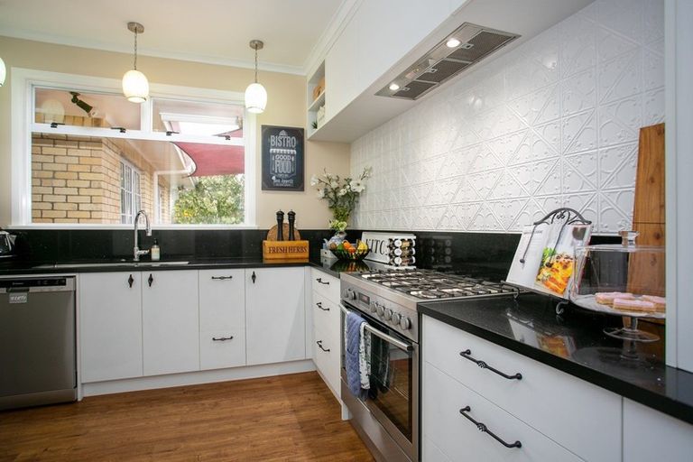 Photo of property in 18 Grosvenor Street, Cambridge, 3434