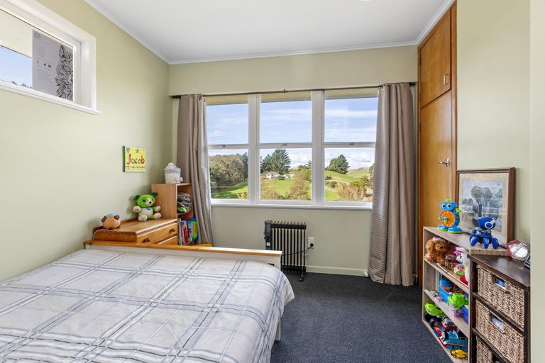 Photo of property in 24 Wrights Road, Raglan, 3295