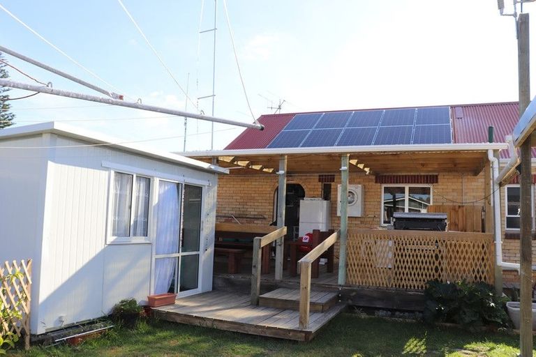 Photo of property in 62 Hakanoa Street, Huntly, 3700