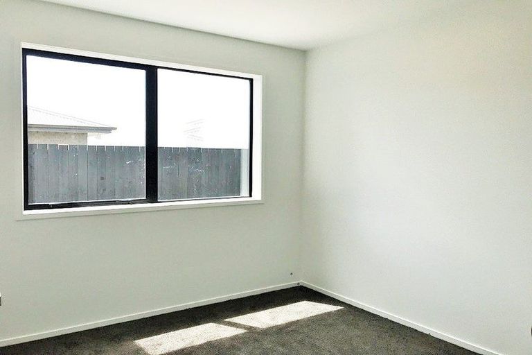 Photo of property in 61 Clarks Beach Road, Clarks Beach, 2122