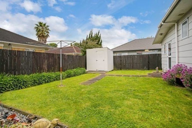 Photo of property in 3 Alpha Street, Papakura, 2110