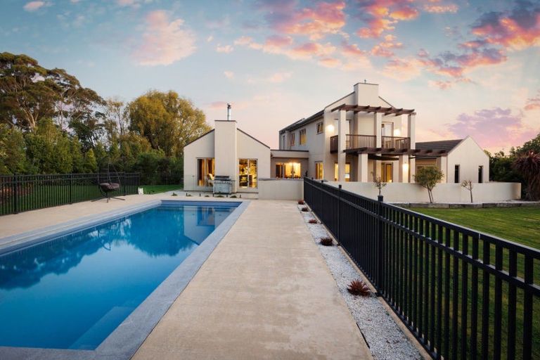 Photo of property in 906d Reid Line East, Bunnythorpe, Palmerston North, 4481