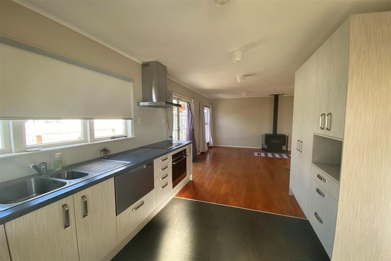 Photo of property in 72a Arimu Road, Papakura, 2110