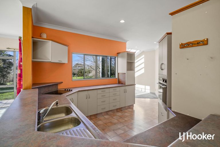 Photo of property in 210 Tanners Point Road, Tanners Point, Katikati, 3177
