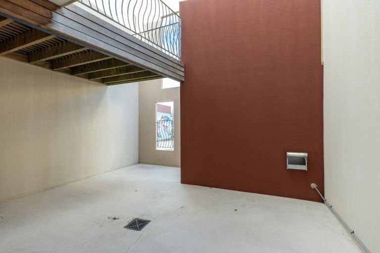 Photo of property in 18 Waghorne Street, Ahuriri, Napier, 4110