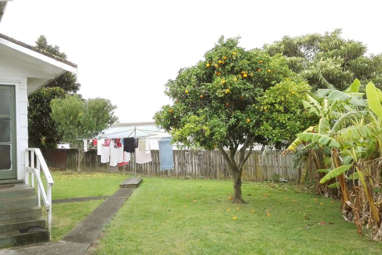 Photo of property in 7 Foster Place, Mangere East, Auckland, 2024