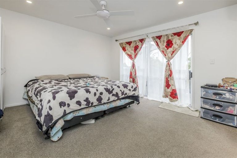 Photo of property in 19 Zodiac Street, Henderson, Auckland, 0610