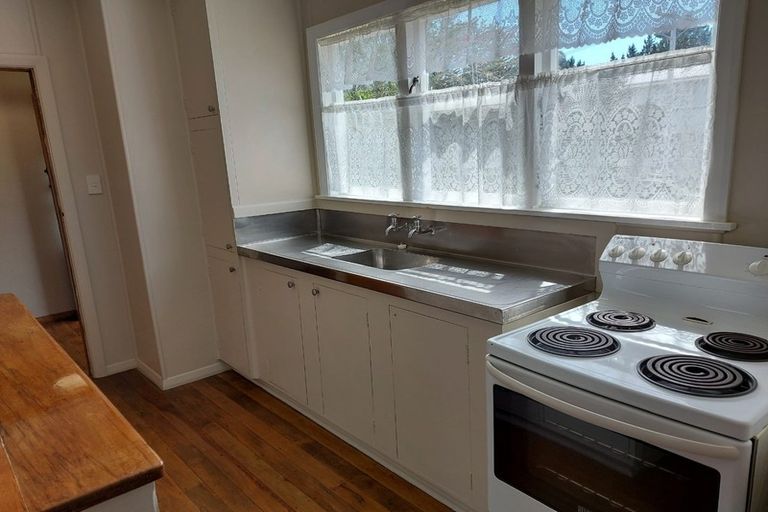 Photo of property in 42-44 Cheshire Street, Cannons Creek, Porirua, 5024
