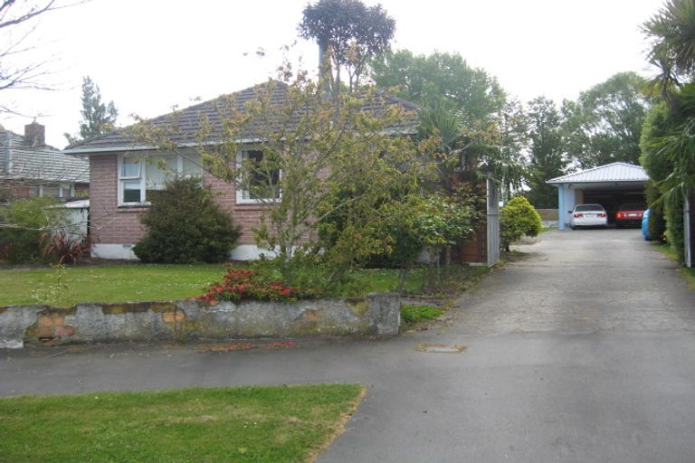 Photo of property in 29 Canberra Place, Redwood, Christchurch, 8051