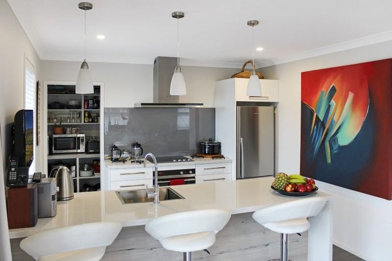 Photo of property in 10 Lockwood Street, Halswell, Christchurch, 8025