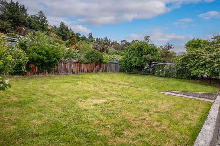 Photo of property in 18 Branxholm Street, Roxburgh, 9500