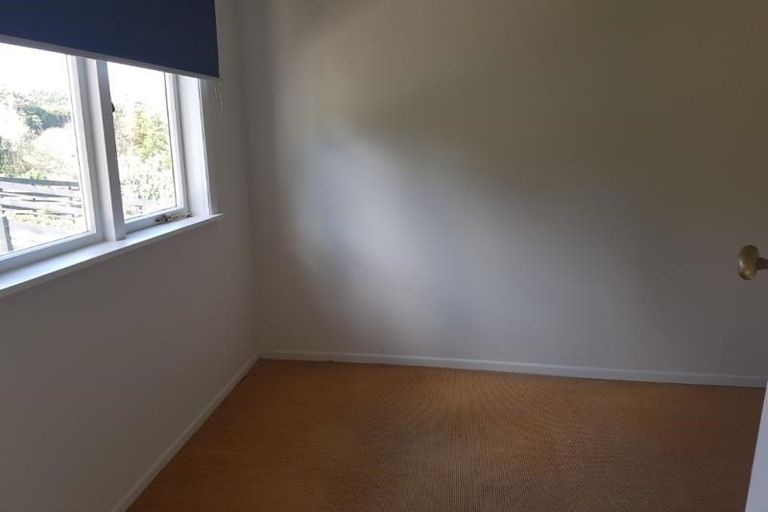 Photo of property in 11 Trosk Place, Waiuku, 2123