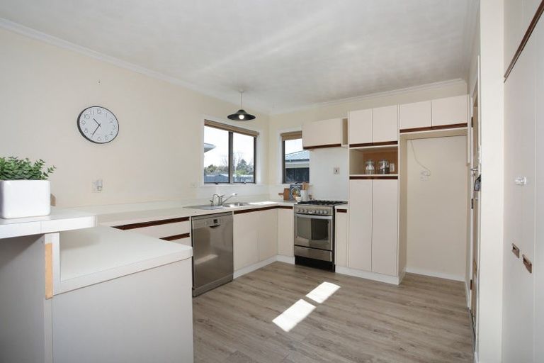 Photo of property in 19 Churchill Avenue, Feilding, 4702