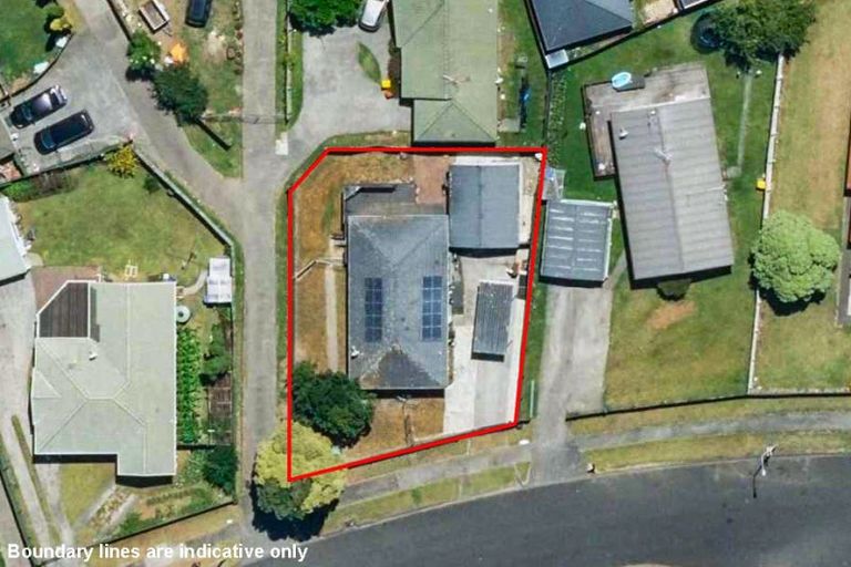 Photo of property in 1/19 Bernina Place, Weymouth, Auckland, 2103