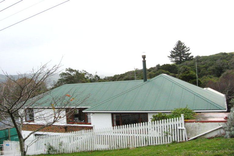 Photo of property in 15 Gorman Street, Macandrew Bay, Dunedin, 9014