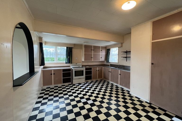 Photo of property in 67 Grey Street, Waitara, 4320