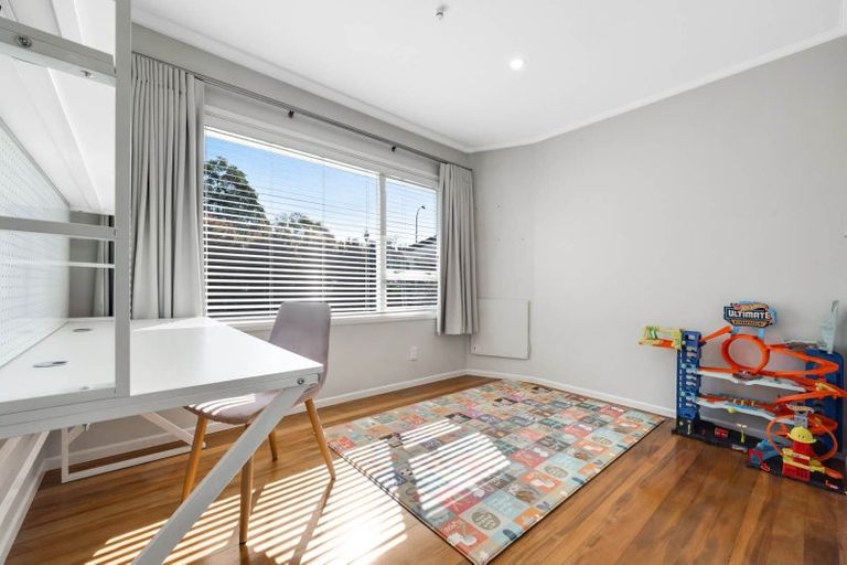 Photo of property in 12 Fordyce Avenue, Sunnyhills, Auckland, 2010