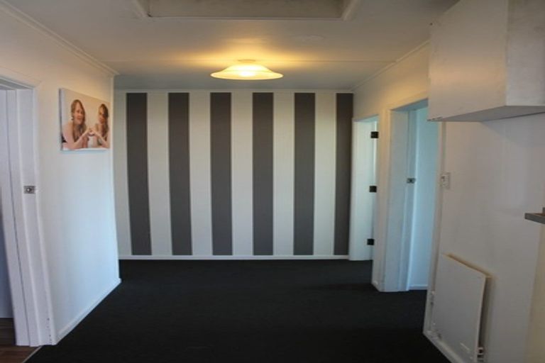 Photo of property in 68 Adamson Crescent, Glengarry, Invercargill, 9810