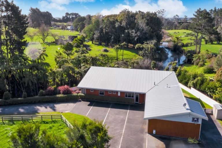Photo of property in 483 Corbett Road, Lepperton, New Plymouth, 4373