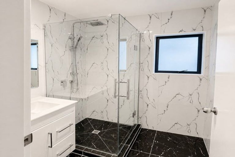 Photo of property in 37 Foxlaw Street, Randwick Park, Auckland, 2105