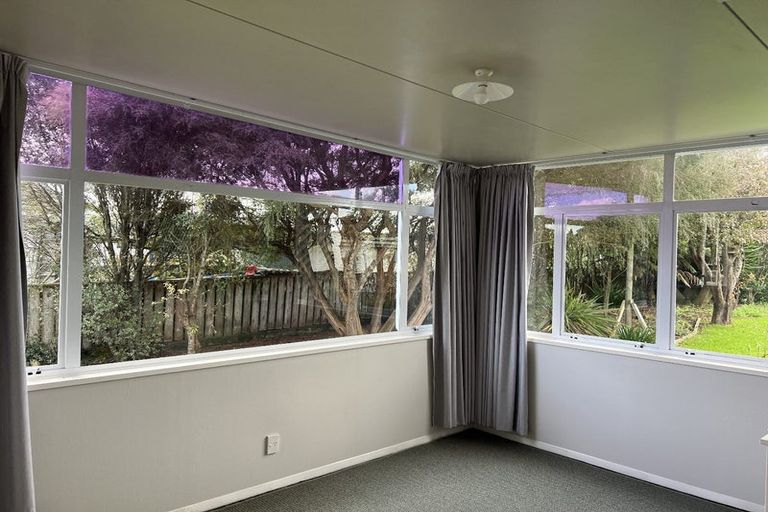 Photo of property in 28 Kings Drive, Levin, 5510