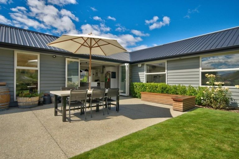 Photo of property in 3 Brockworth Lane, Lower Shotover, Queenstown, 9371