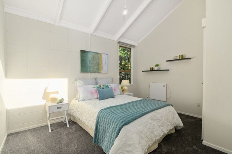 Photo of property in 6 Mark Place, Lynmore, Rotorua, 3010