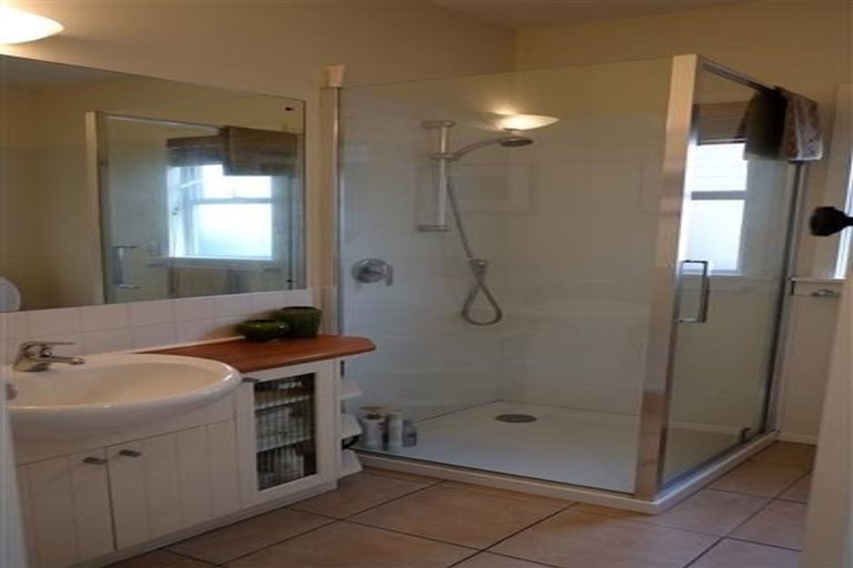 Photo of property in 287 Marine Parade, Napier South, Napier, 4110