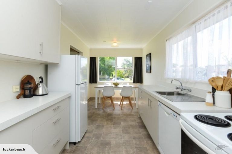 Photo of property in 27 Southwark Avenue, Tamatea, Napier, 4112