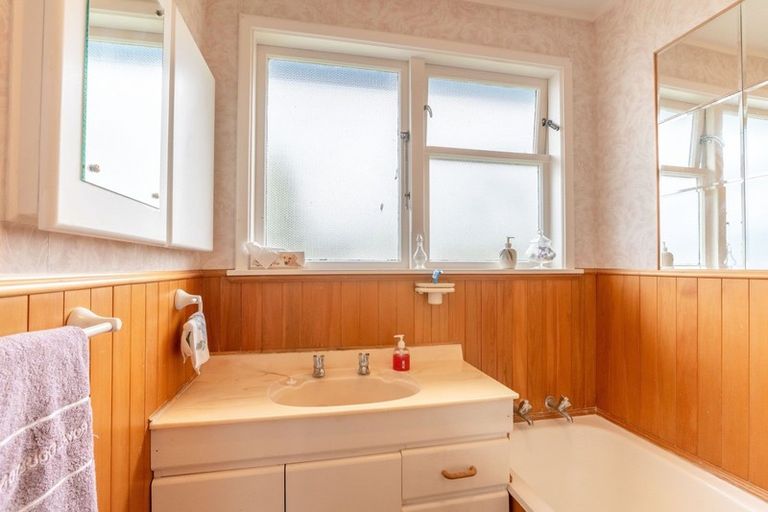 Photo of property in 44 Francis Road, Paraparaumu Beach, Paraparaumu, 5032